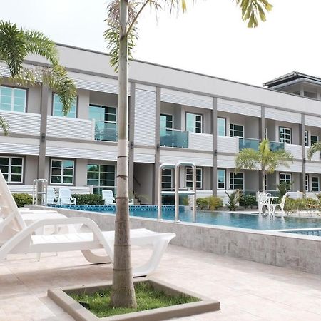Aneeda Inn Pantai Cenang  Εξωτερικό φωτογραφία